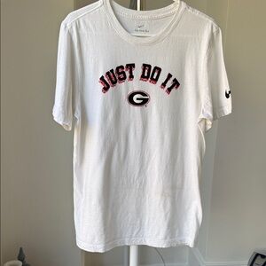 Nike UGA University of Georgia White 'Just Do It' Graphic Tee size small